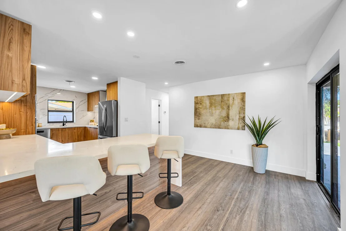 Photo of 1120 SE 9th Avenue