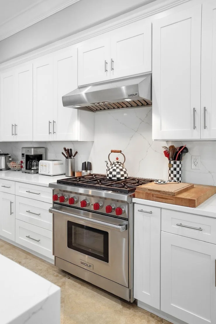 Photo of 1261 BEACON Circle