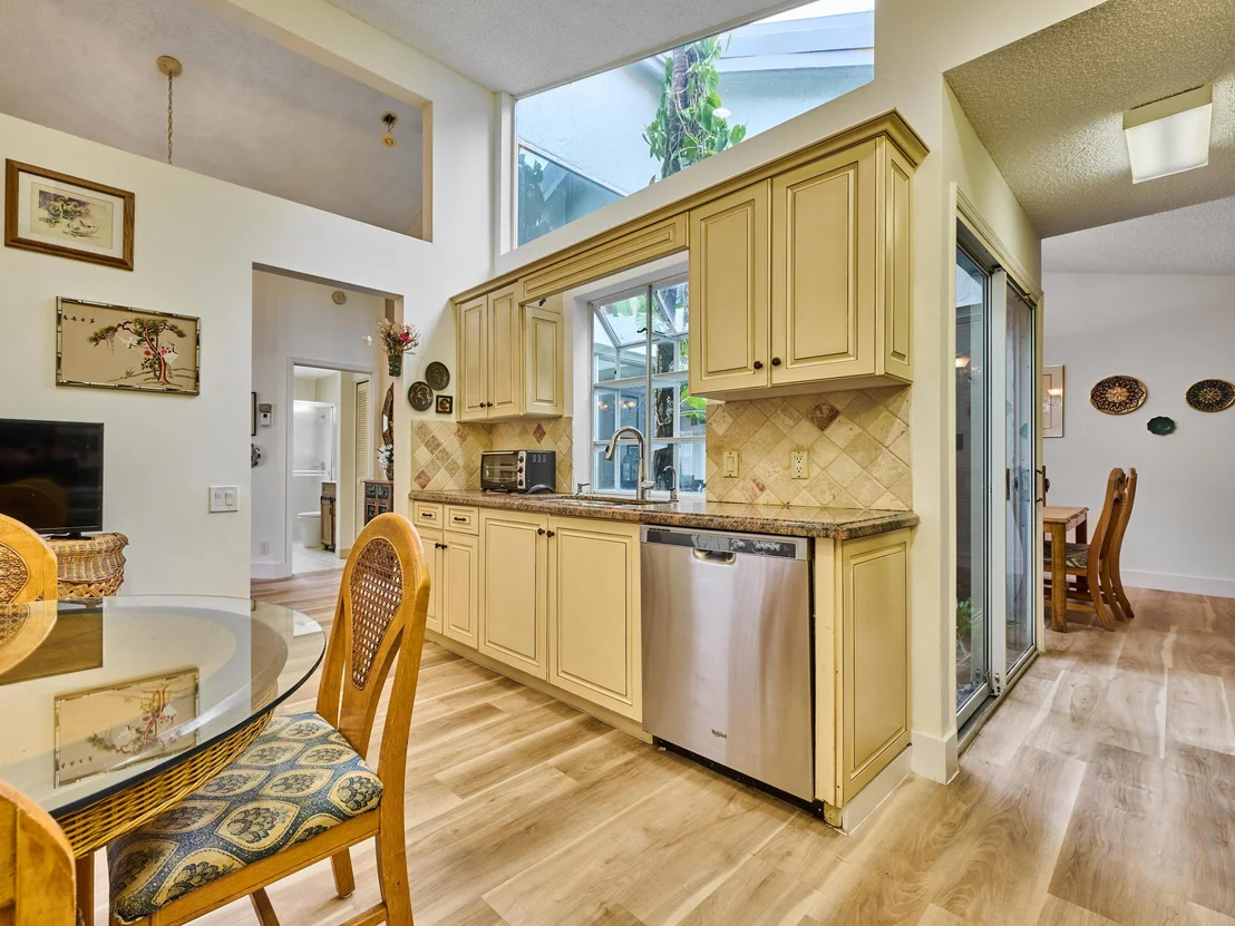 Photo of 6093 Bay Isles Drive