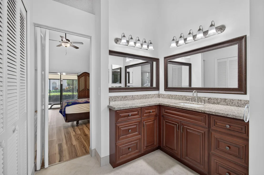 Photo of 5887 PARKWALK Circle W