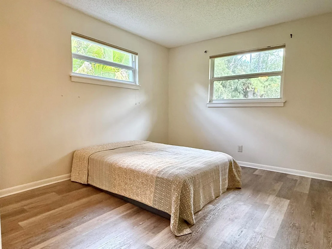 Photo of 17827 126 Terrace N