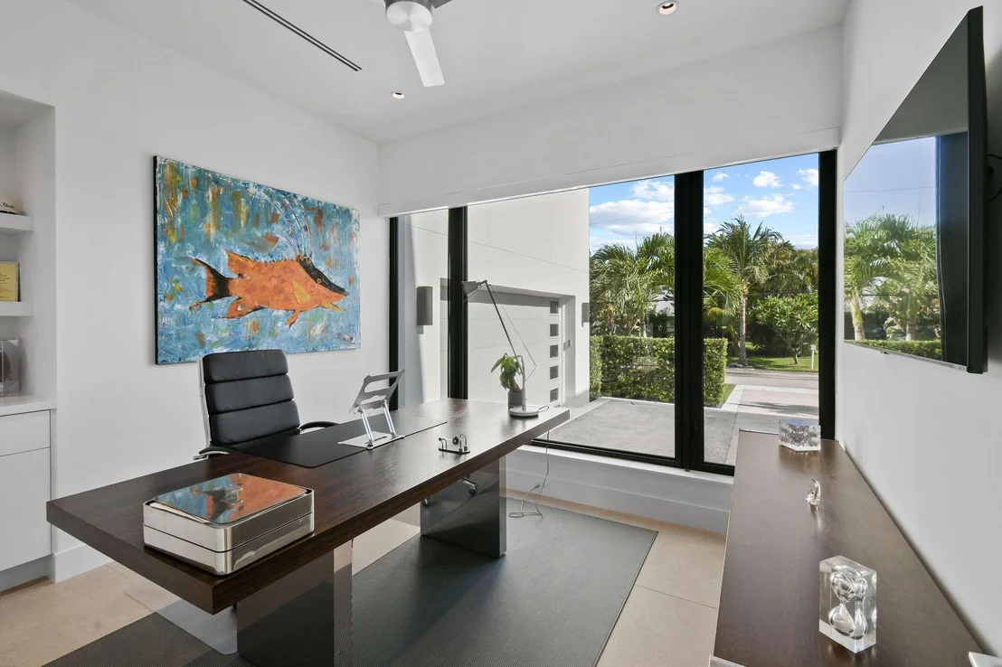 Photo of 1091 Gulfstream Way