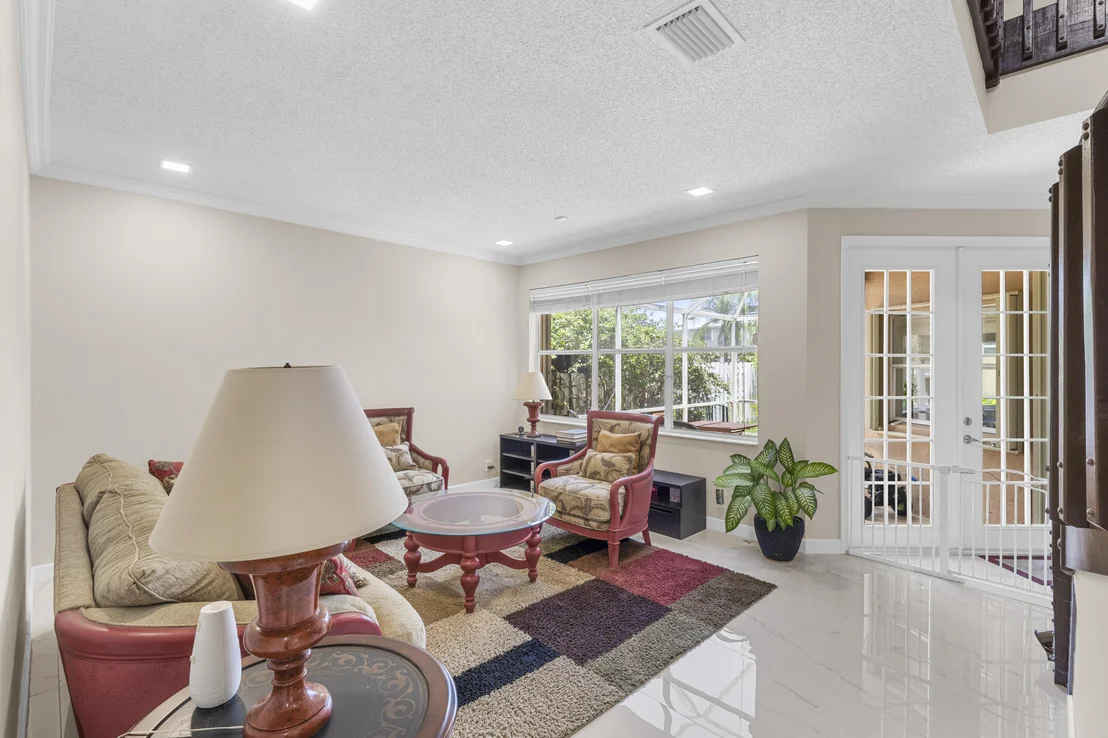 Photo of 907 Stanton Drive