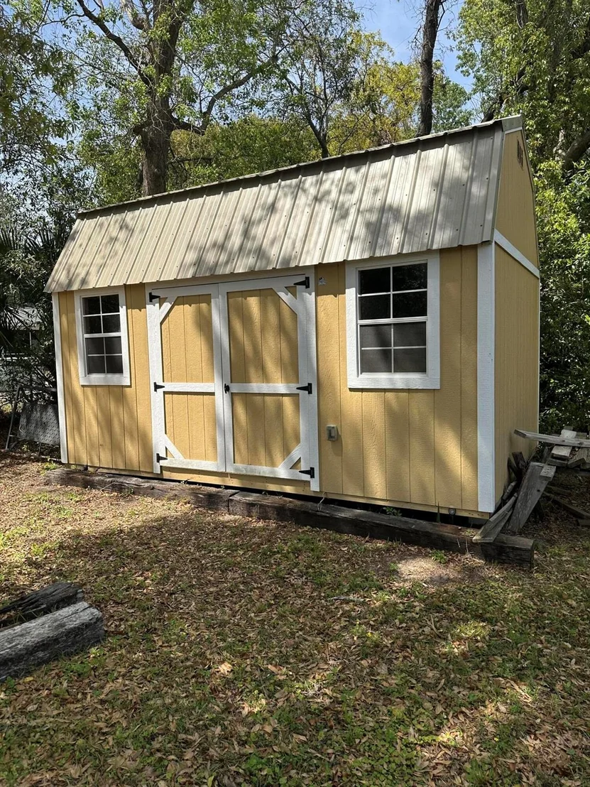 Photo of 583 Bahia Circle