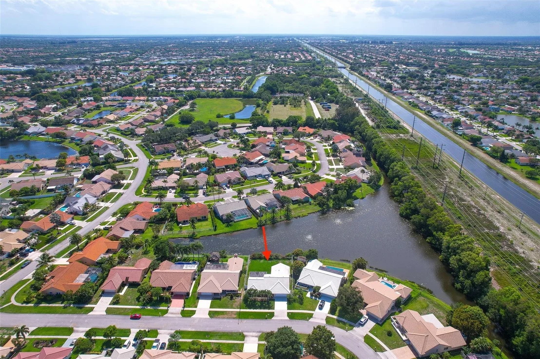Photo of 9216 Sun Pointe Drive