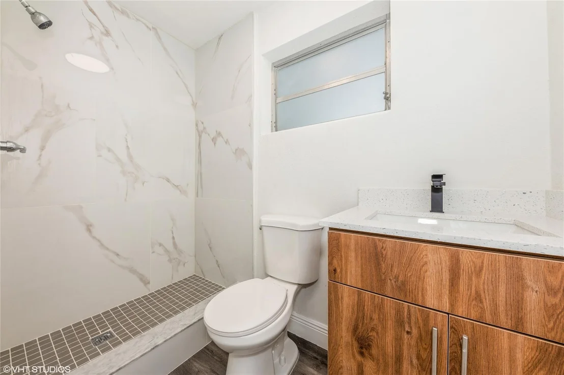 Photo of 2313 Bermuda Drive