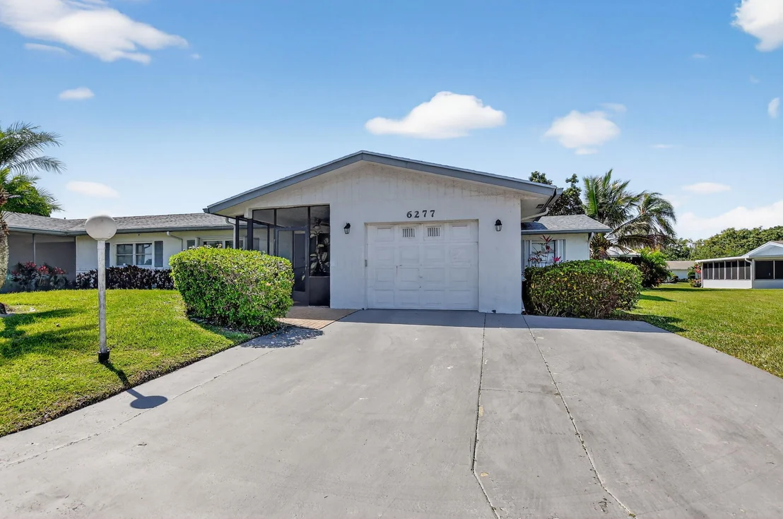Photo of 6277 Overland Place
