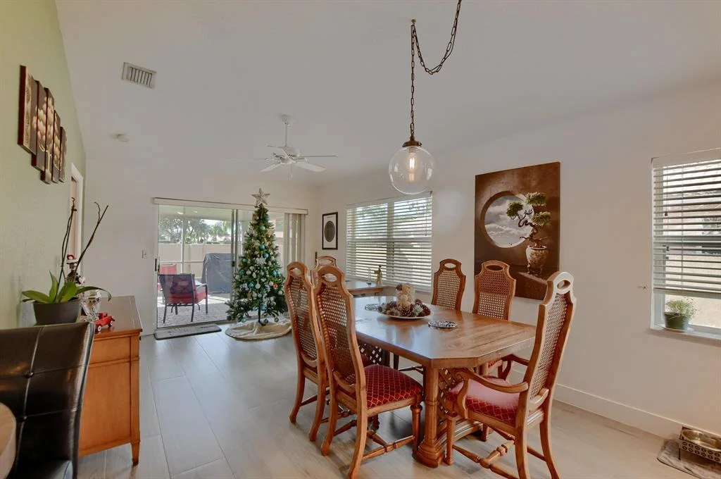 Photo of 5541 Grande Palm Circle