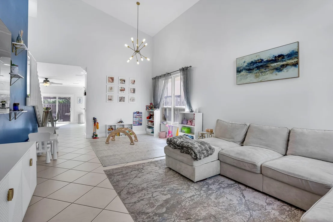 Photo of 7658 Colony Palm Drive