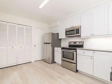 Photo of 211 Maplecrest Circle