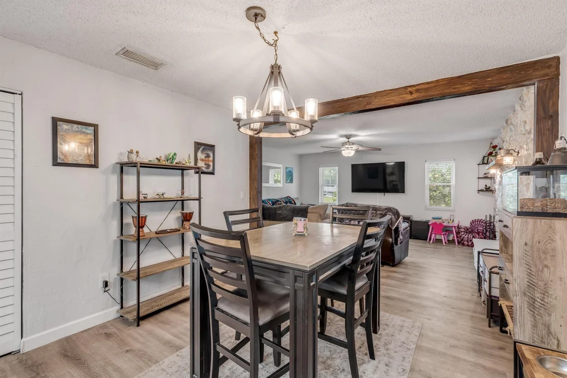 Photo of 3118 Willow Oak Drive