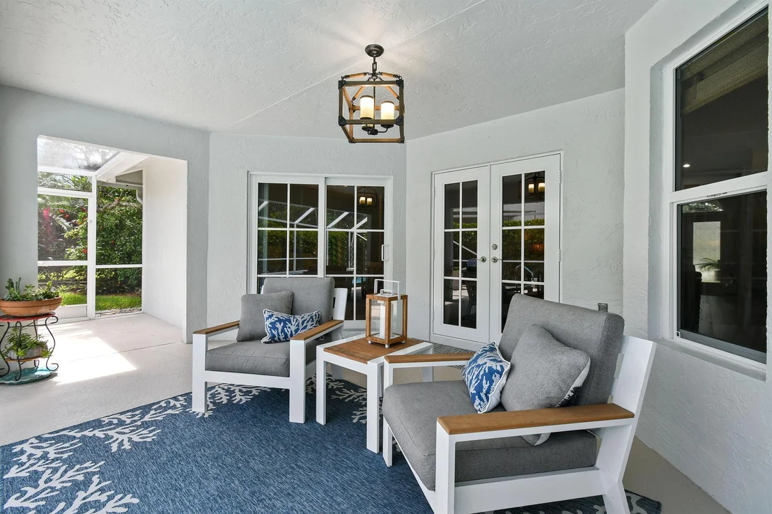 Photo of 274 Crane Point N