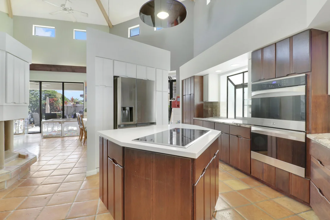 Photo of 204 CHINOOK Lane