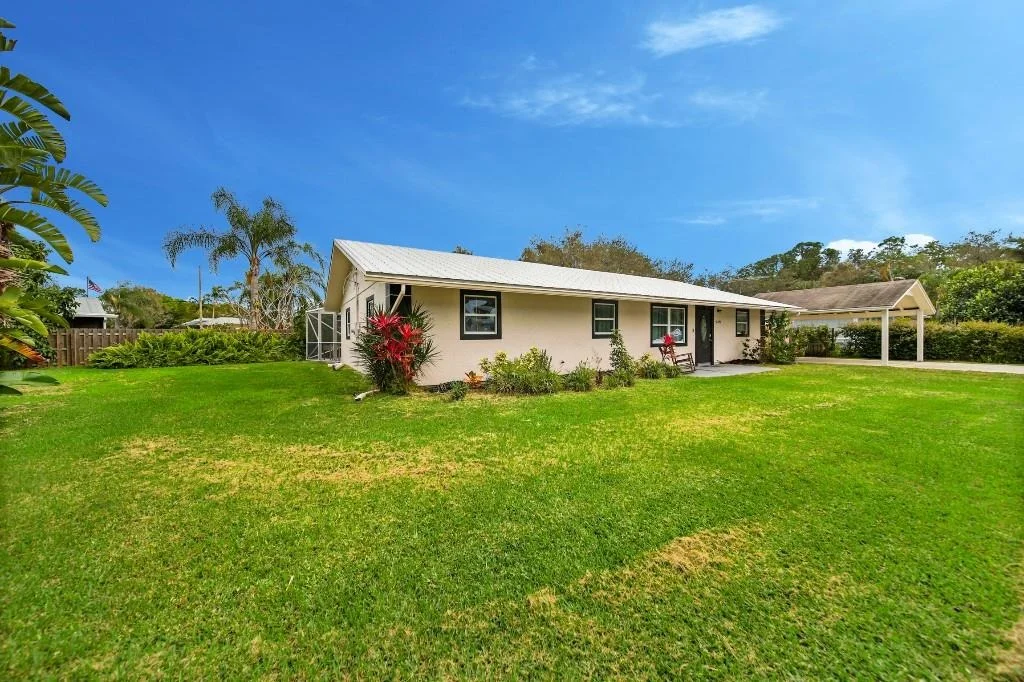 Photo of 6275 SE Thomas Drive