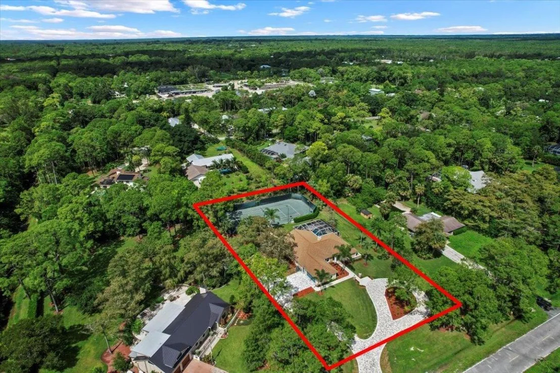 Photo of 17549 Bridle Lane