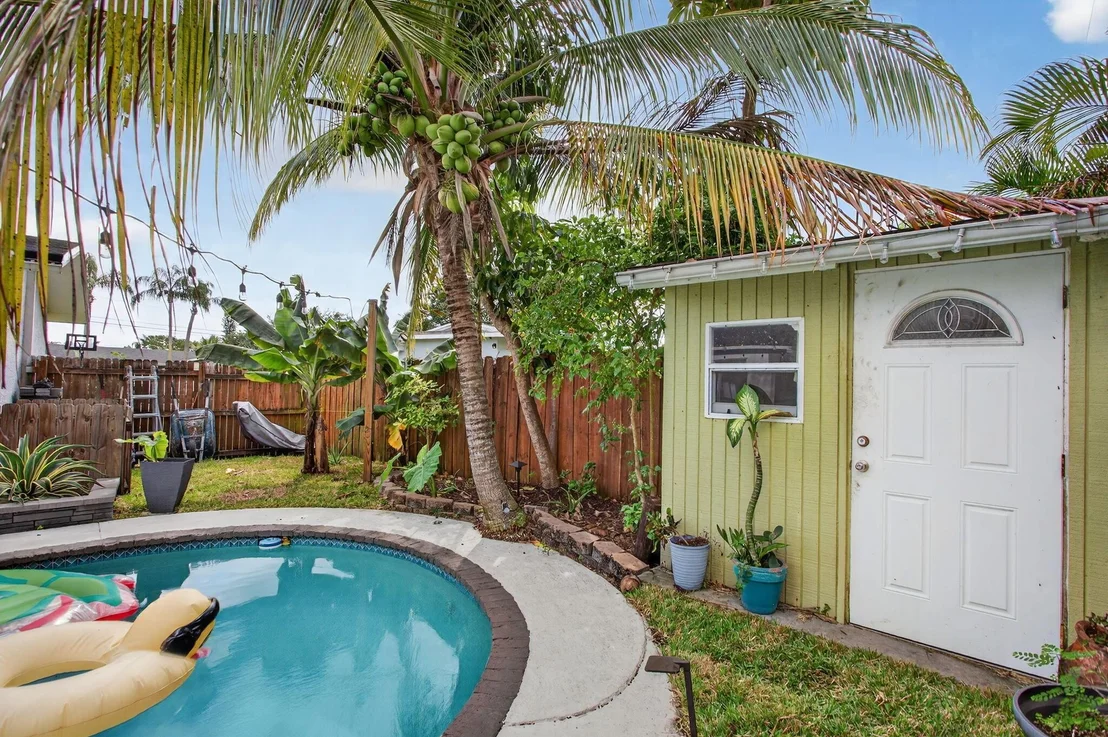 Photo of 1713 W River Drive