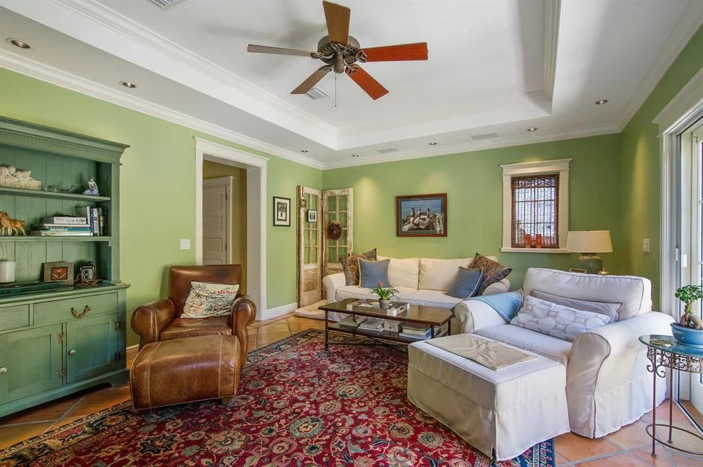 Photo of 743 Biscayne Drive