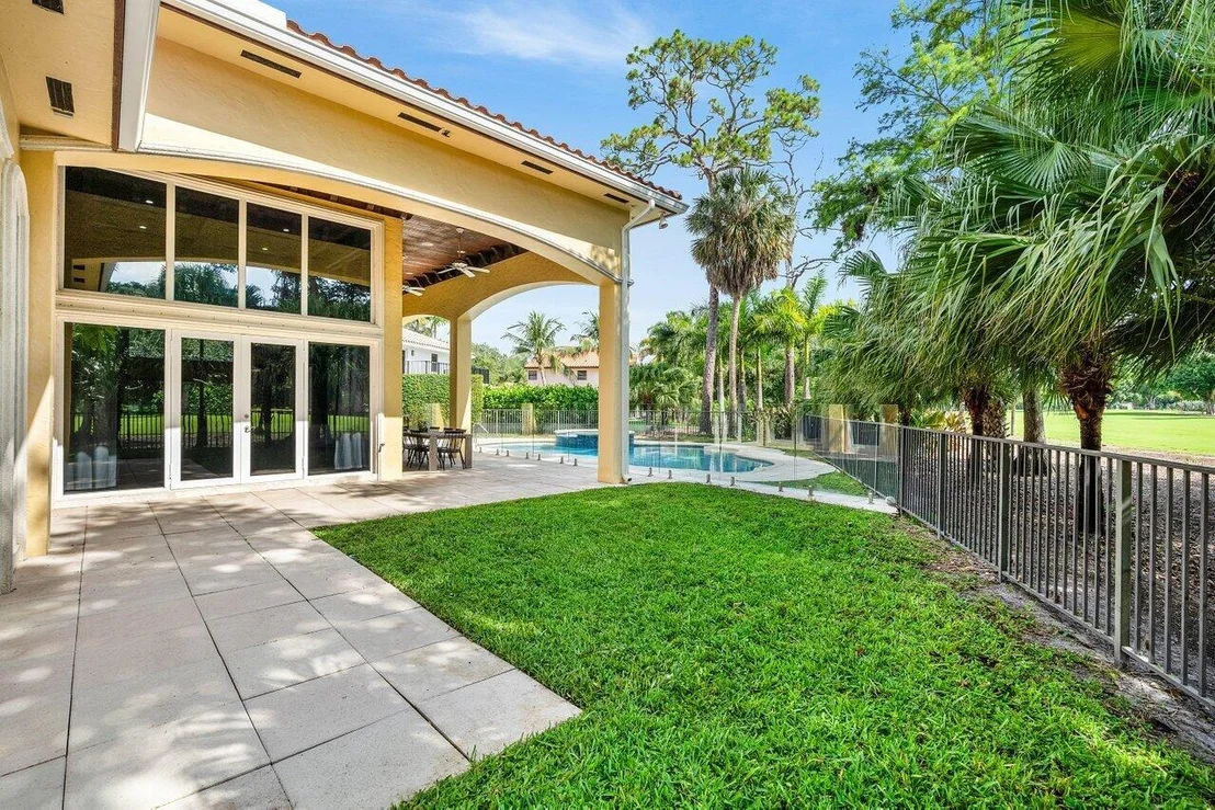 Photo of 6541 Timber Lane