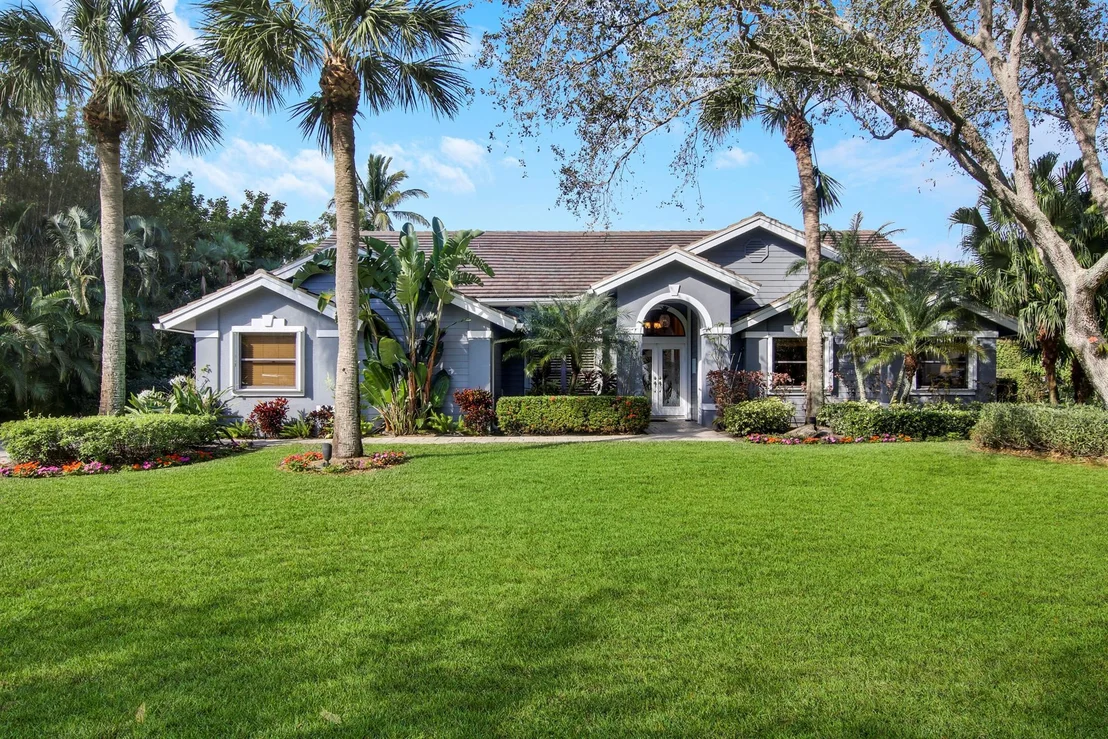 Photo of 18290 SE Ridgeview Drive