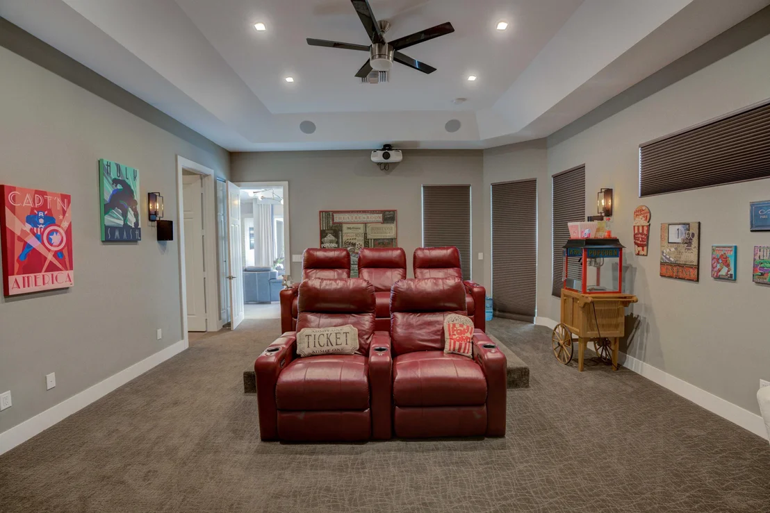 Photo of 2385 Edgewater Drive
