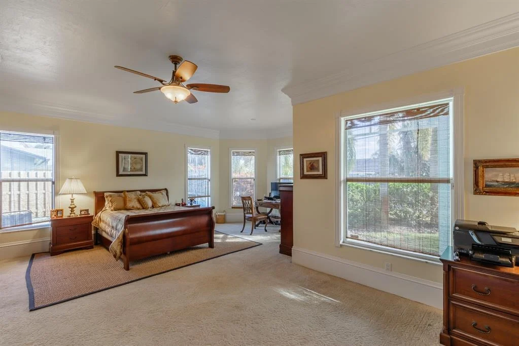 Photo of 900 Penn Trail