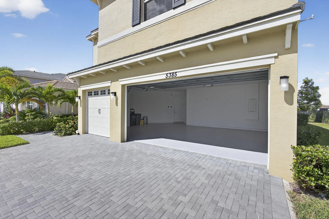 Photo of 5385 Macoon Way