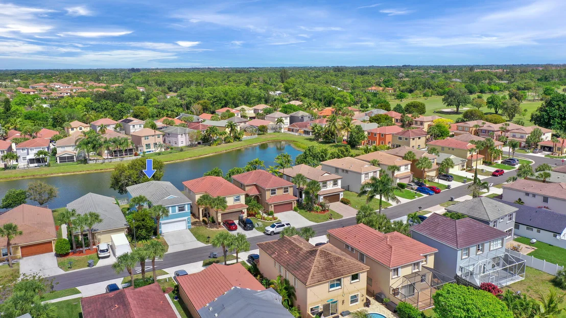 Photo of 6109 Spring Isles Boulevard