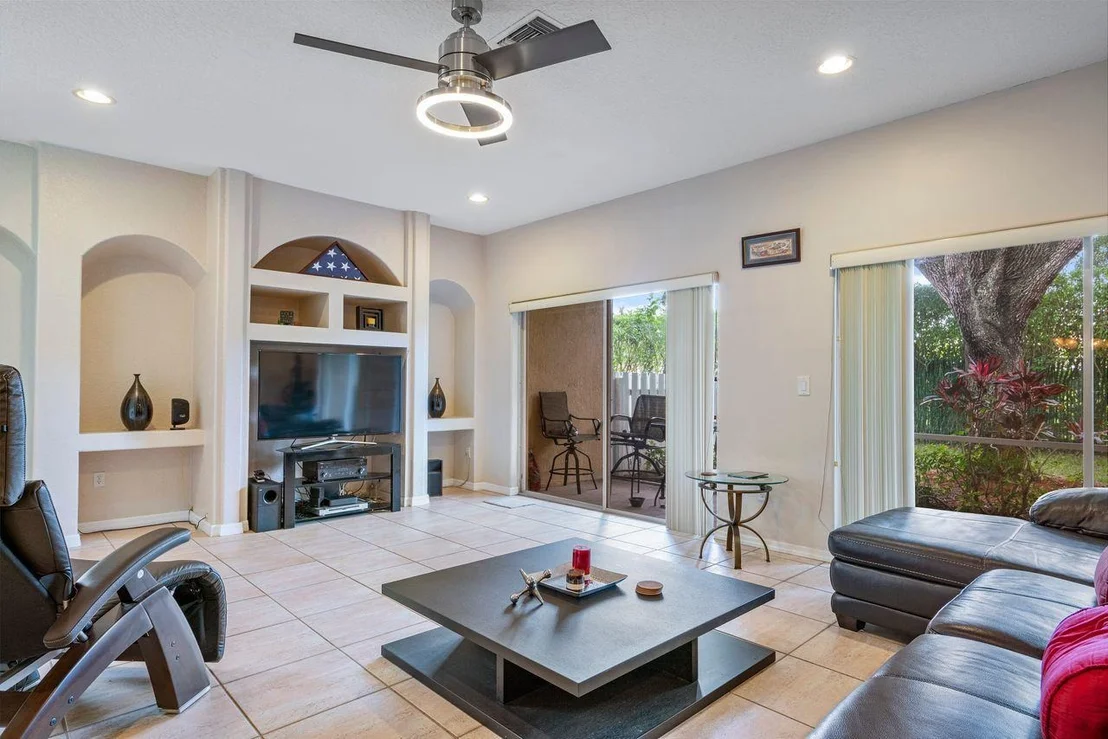Photo of 6337 Jackson Lane