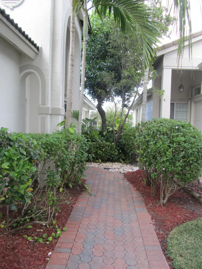 Photo of 8077 Brindisi Lane