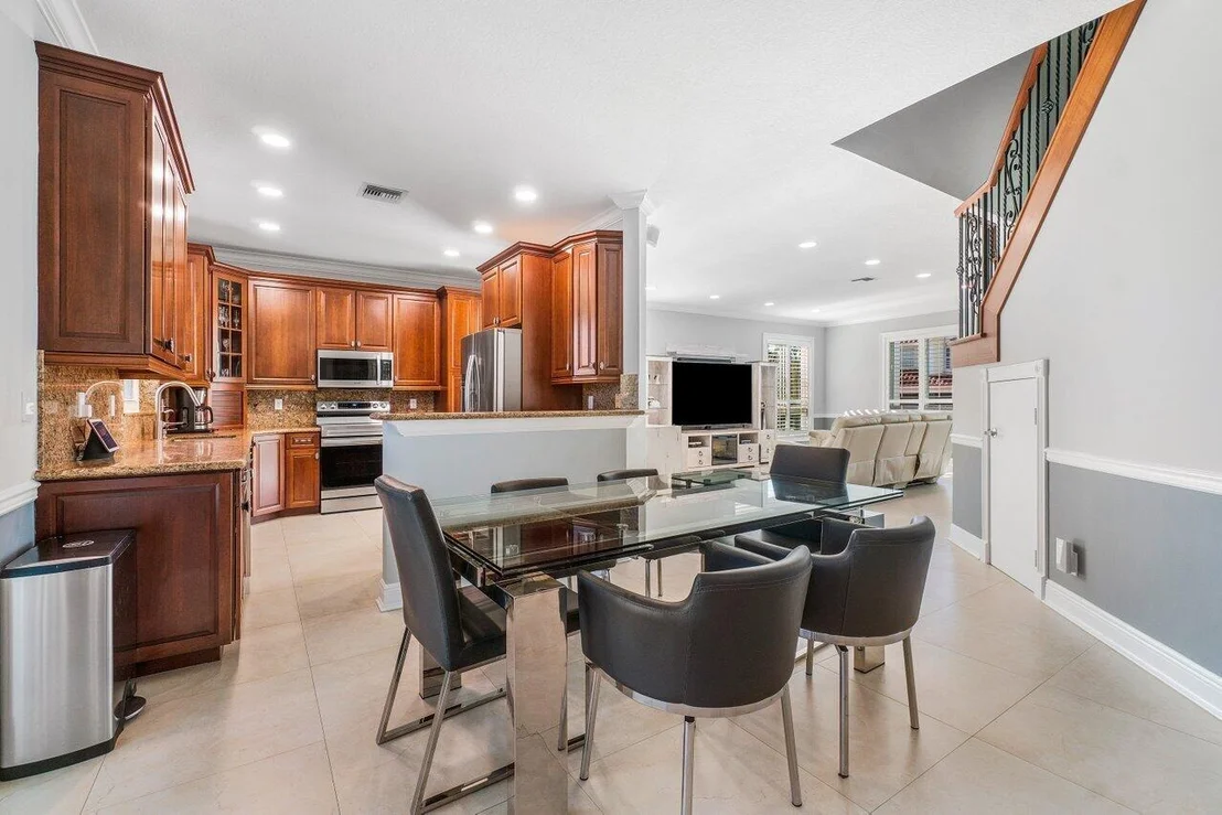 Photo of 10824 La Salinas Circle