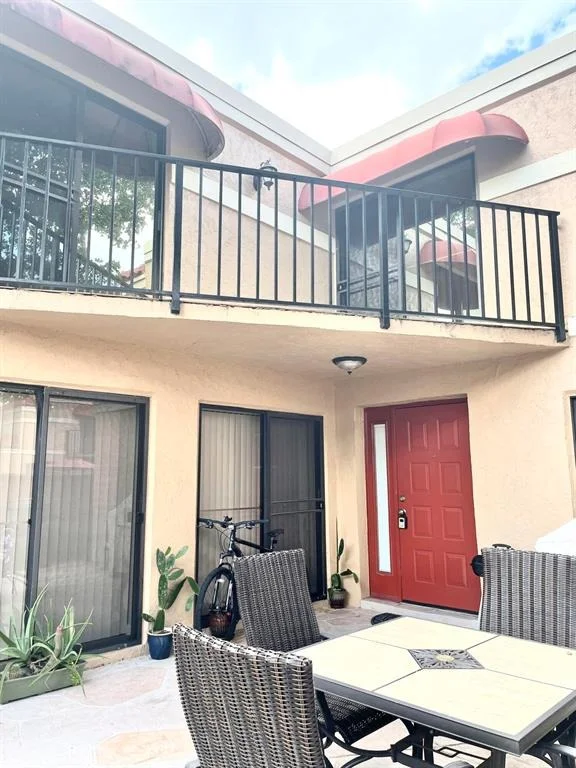 Photo of Unit B at 8171 Thames B Boulevard