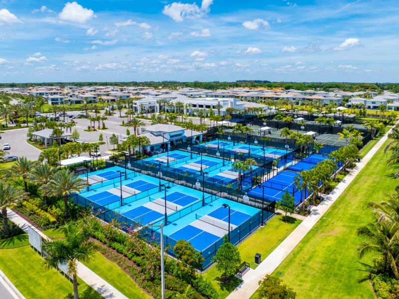 Photo of 9547 Riverside Park Drive