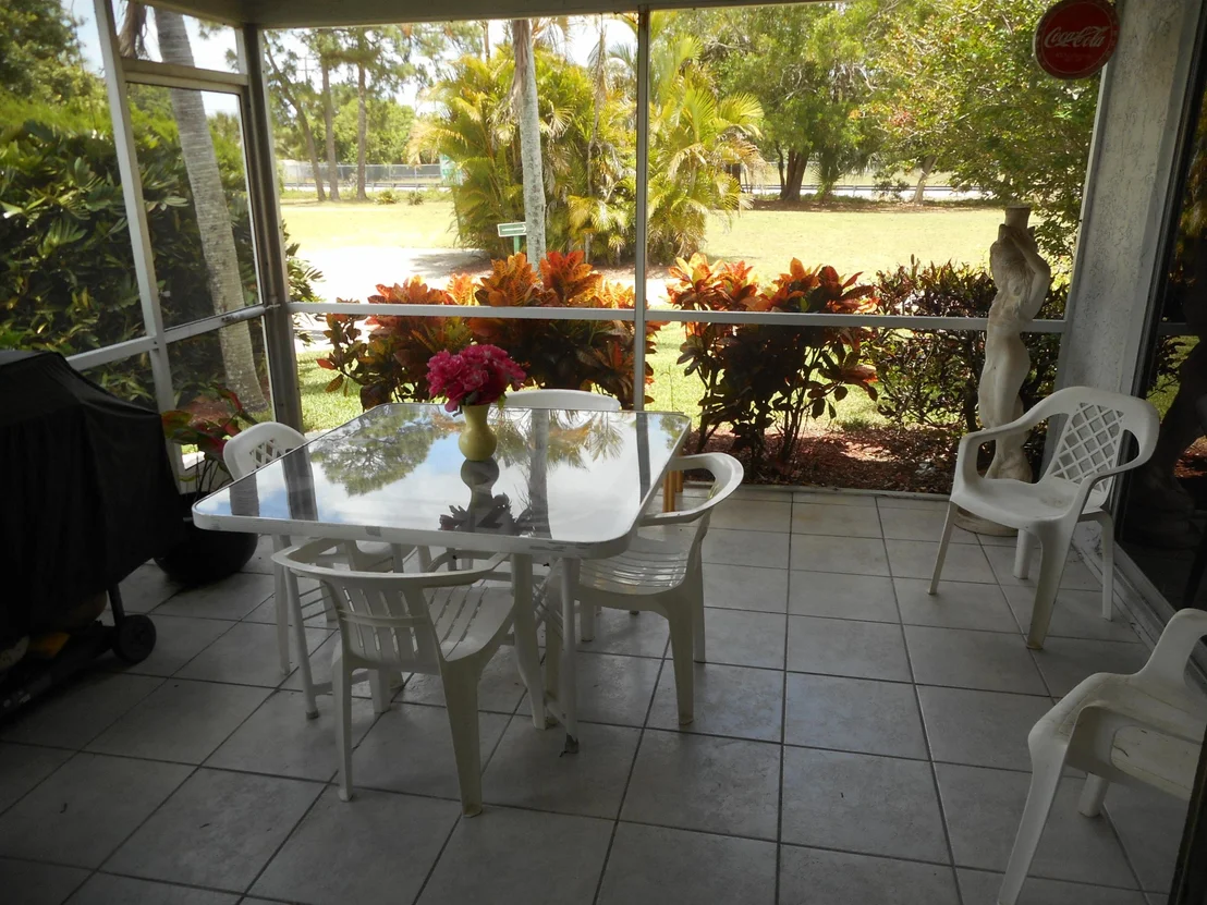 Photo of 7059 Pine Manor Drive