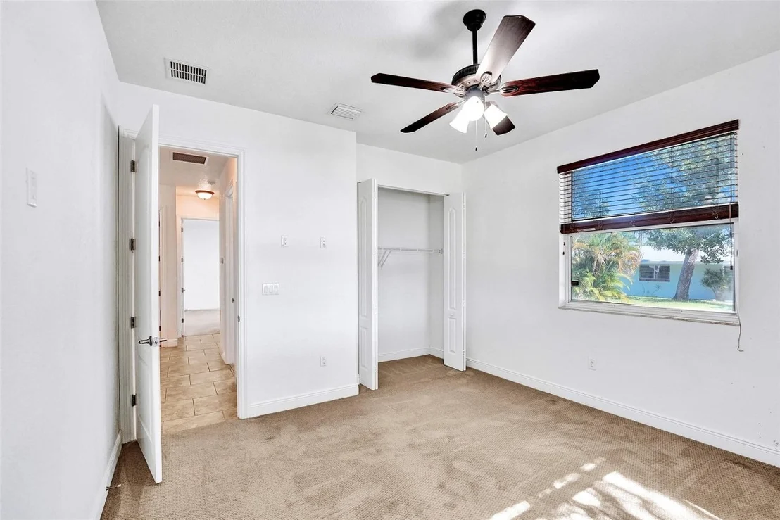 Photo of 49 SE 6th Street