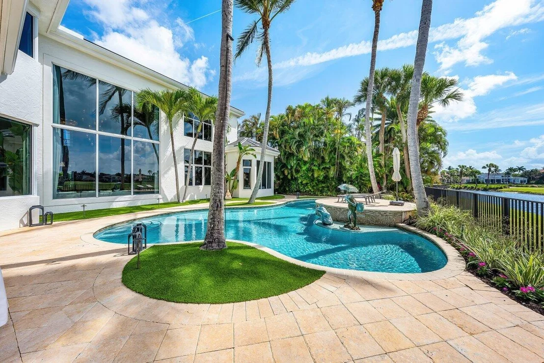 Photo of 686 Hermitage Circle