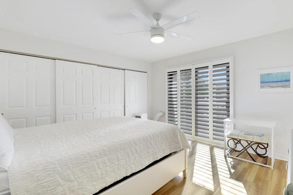 Photo of Unit 5A at 1420 Ocean Way
