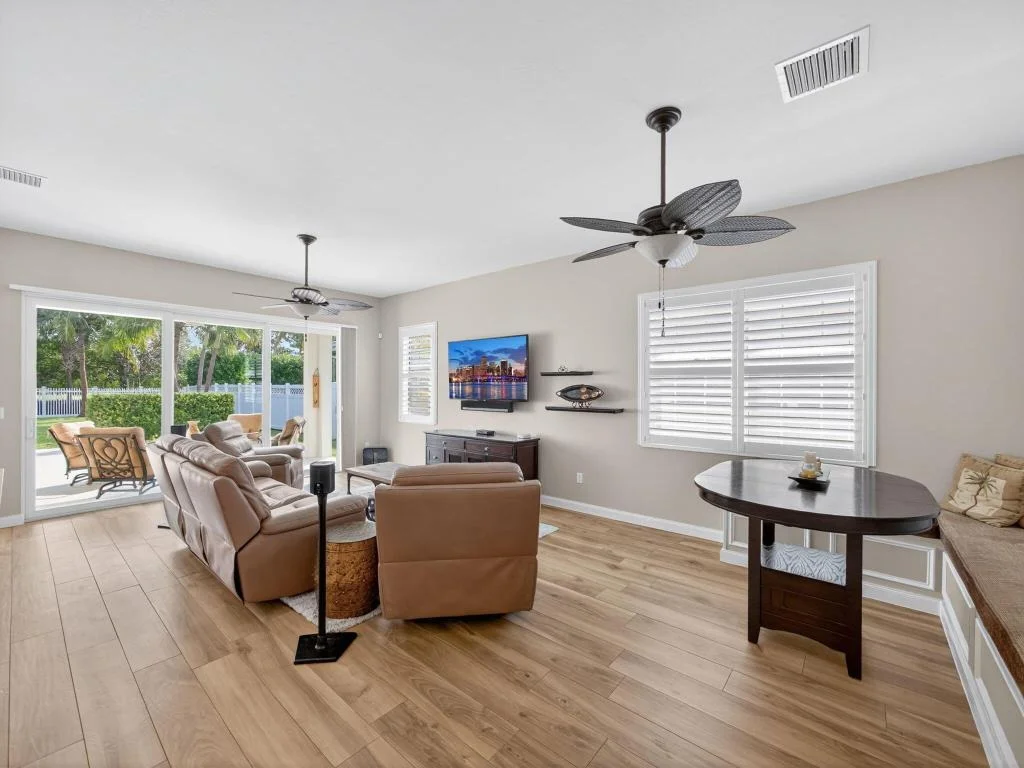 Photo of 3405 Duval Street