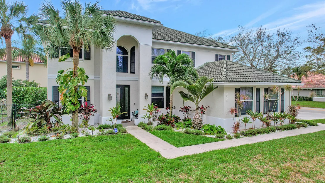 Photo of 1039 Egret Circle N