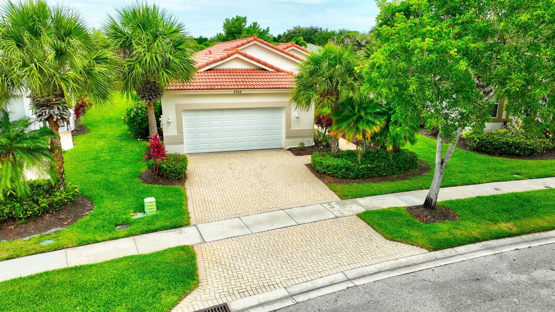 Photo of 2752 Clipper Circle