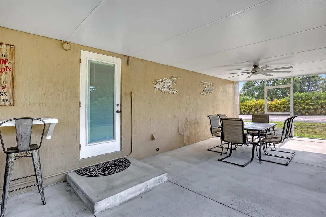 Photo of 15437 76th Road N