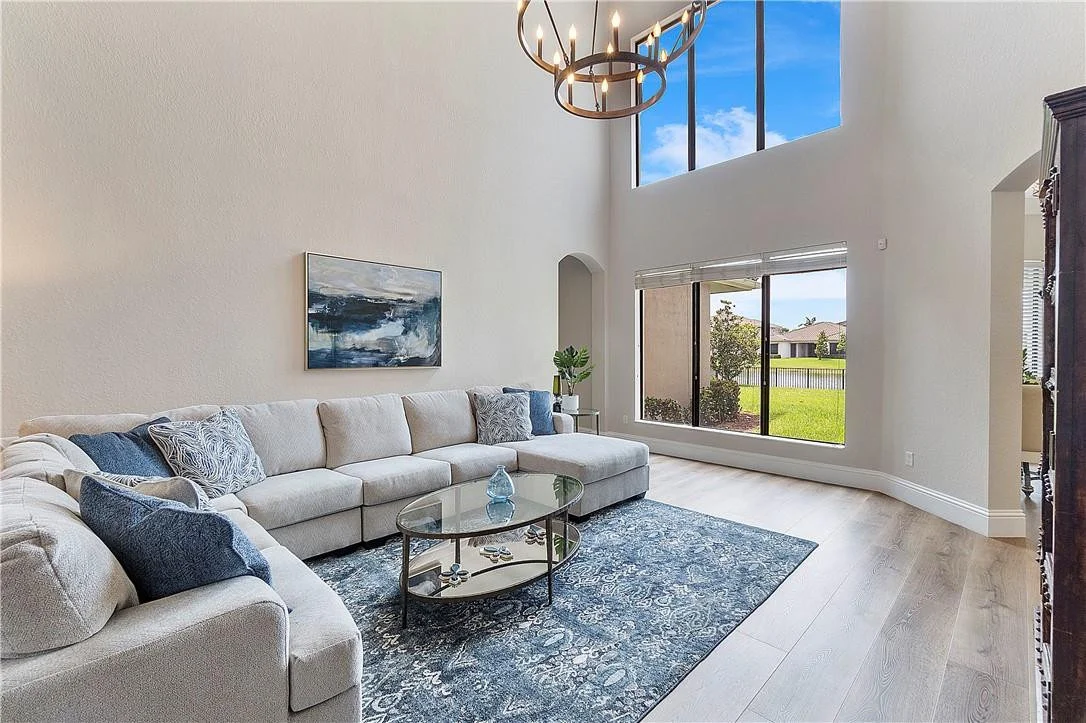 Photo of 8971 Lakeview Place