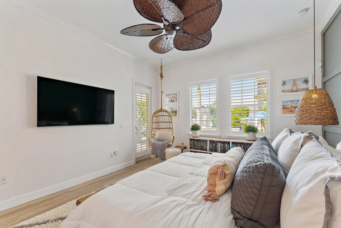 Photo of 1169 Tropical Drive
