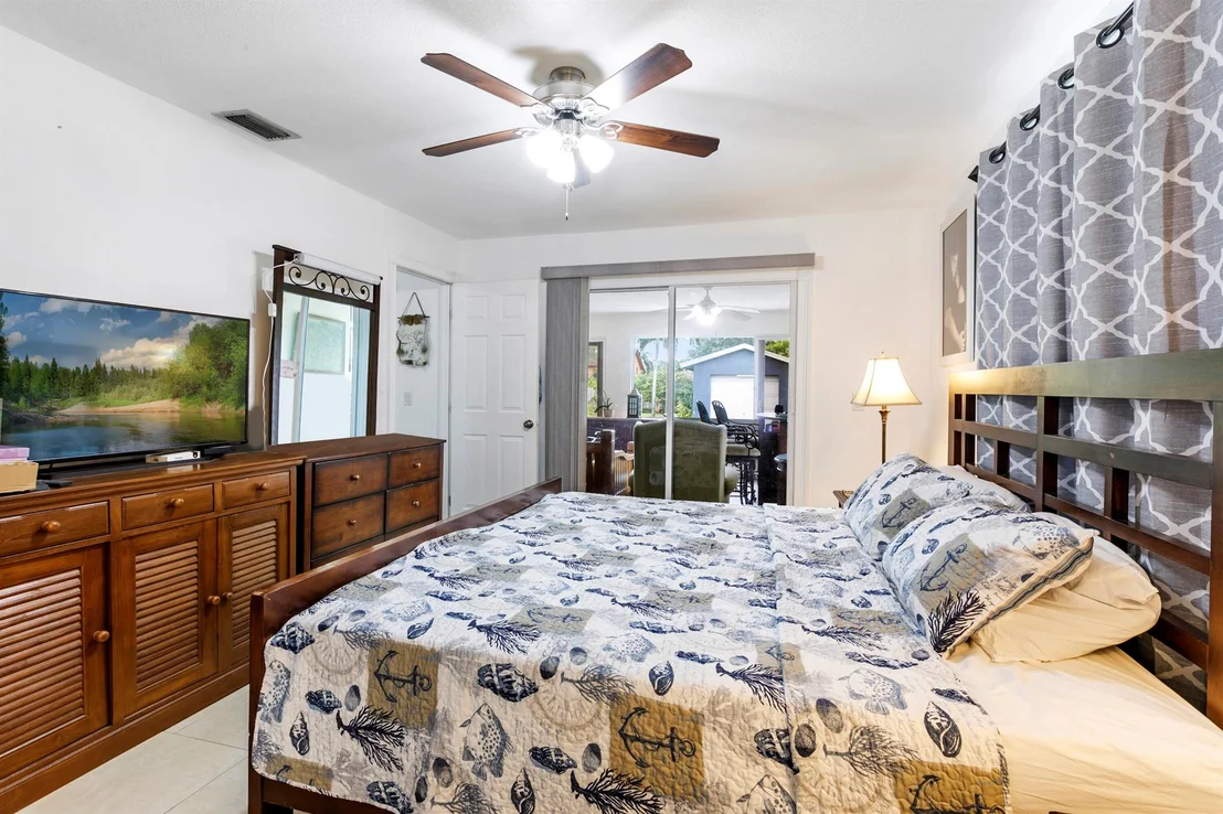 Photo of 5324 Canal Drive