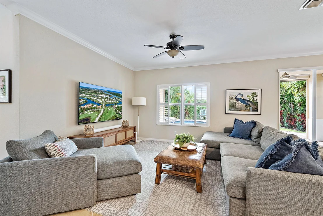 Photo of 110 Crab Cay Way
