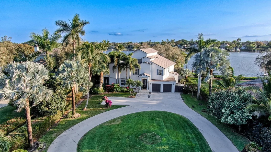 Photo of 5438 Pennock Point Road