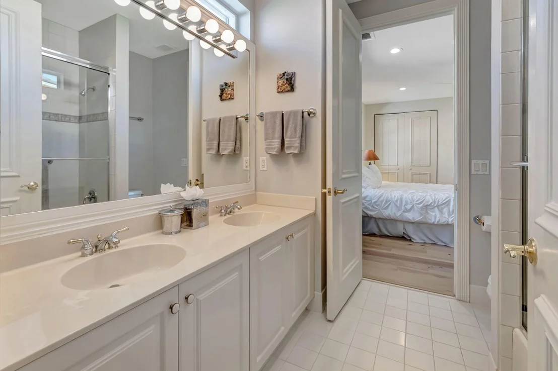Photo of 6815 Royal Orchid Circle
