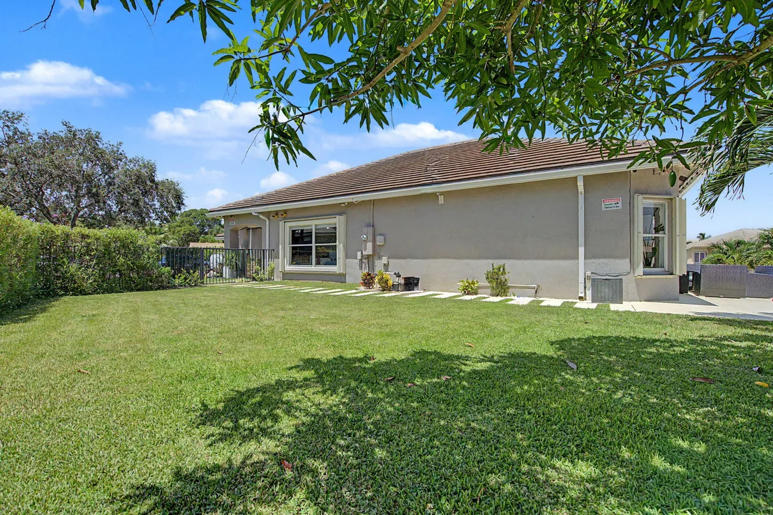 Photo of 6272 NW 108TH Way