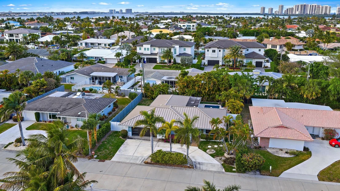 Photo of 1120 Singer Drive