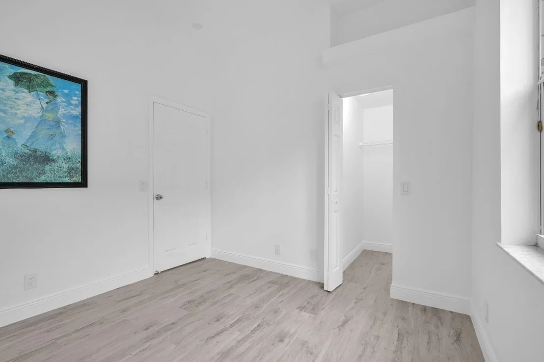 Photo of 941 Bluewood Terrace