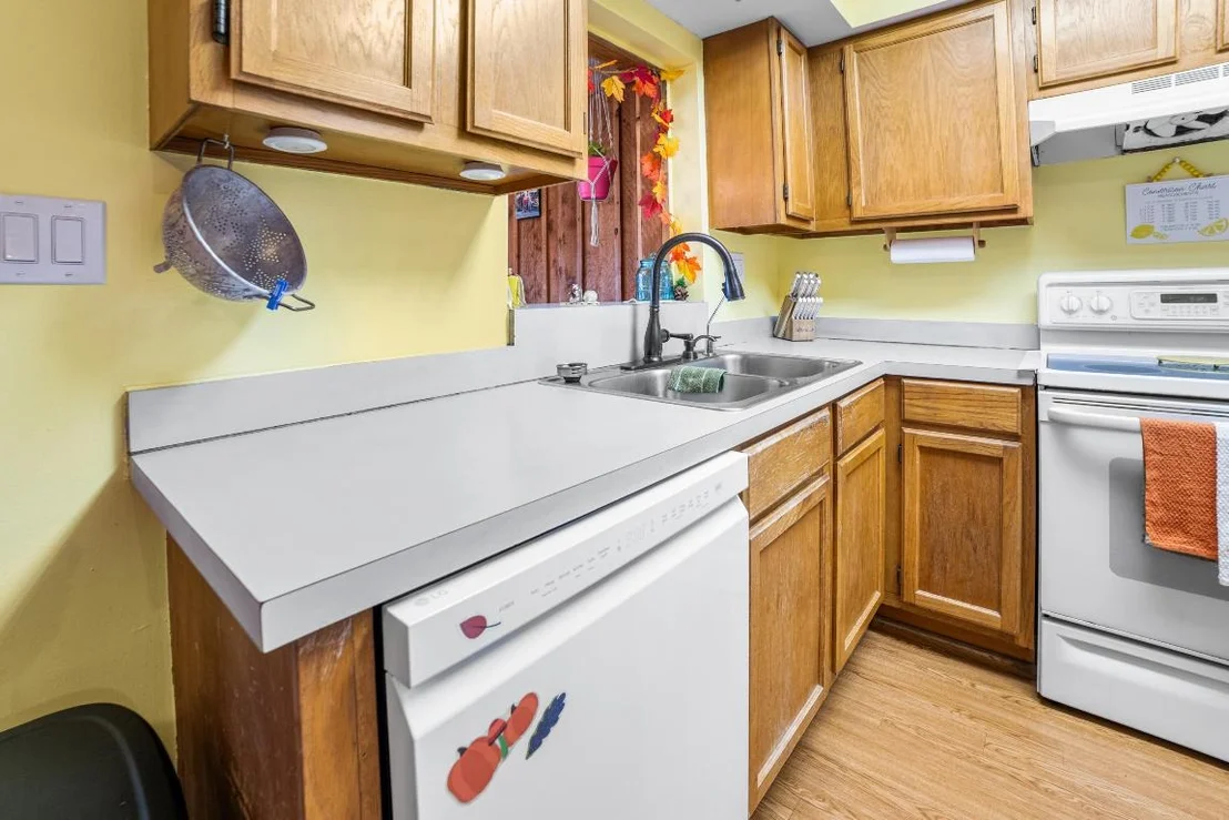 Photo of 2477 SE 27th Street